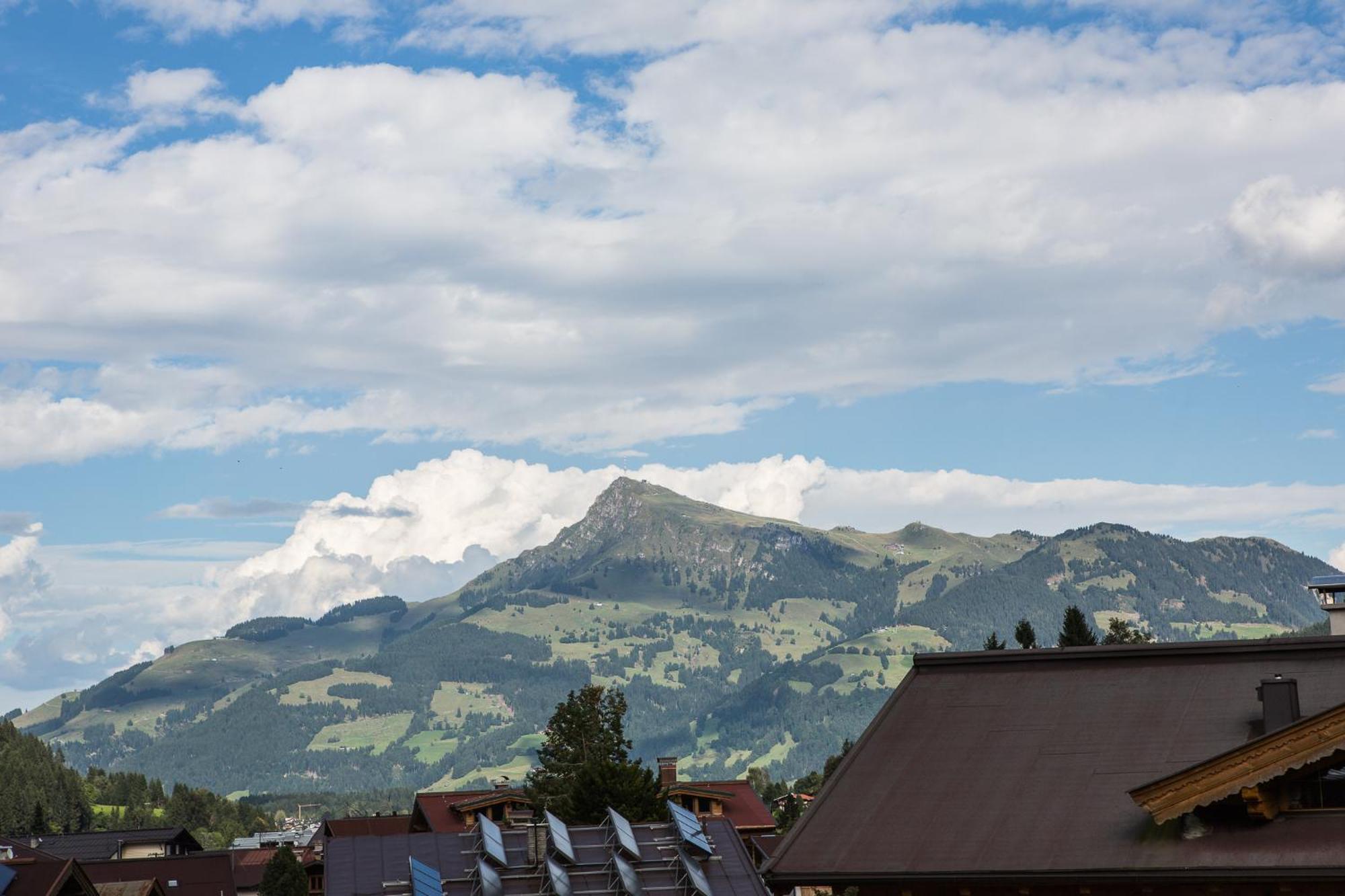 Alpen Glueck Schloessl Unterm Rain Appartement Kirchberg in Tirol Kamer foto